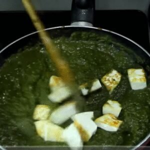 authentic saag paneer